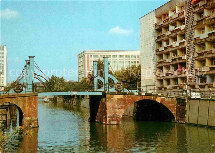 BERLIN  CITY Jungfernbruecke Klappbruecke 18. Jhdt. Technisches Denkmal Hauptsta
