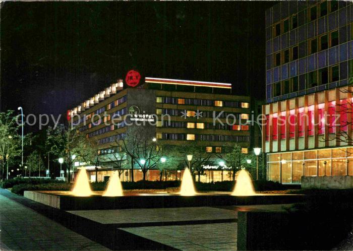 BERLIN  CITY Hotel Unter den Linden Hauptstadt der DDR Nachtaufnahme