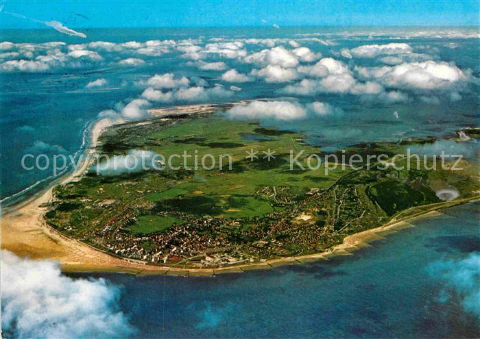 BORKUM Nordseebad Niedersachsen Fliegeraufnahme ganze Insel mit Strand