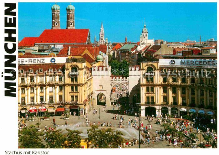 Muenchen Bayern Karlsplatz Stachus mit Karlstor Fussgaengerzone Tuerme der Fraue
