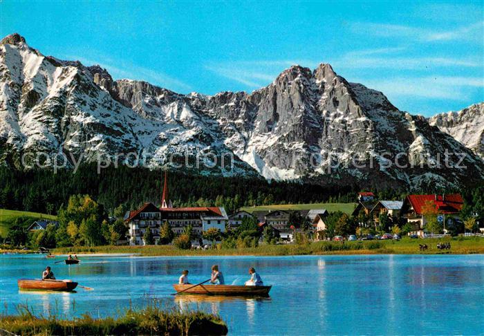 Seefeld Tirol mit Wettersteingebirge Bootfahren