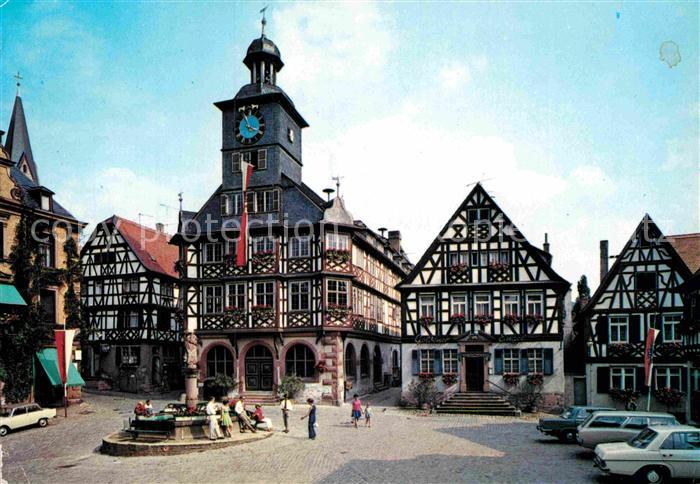 Heppenheim Bergstrasse Marktplatz Rathasu Marienbrunnen