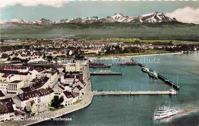 FRIEDRICHSHAFEN Bodensee BW Panorama Blick zum Hafen Alpen
