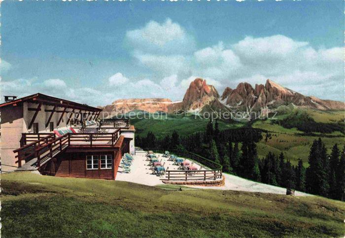 Alpe di Siusi Seiseralm Trentino IT Ristorante Stazione Funivia e Gruppo Sassolu
