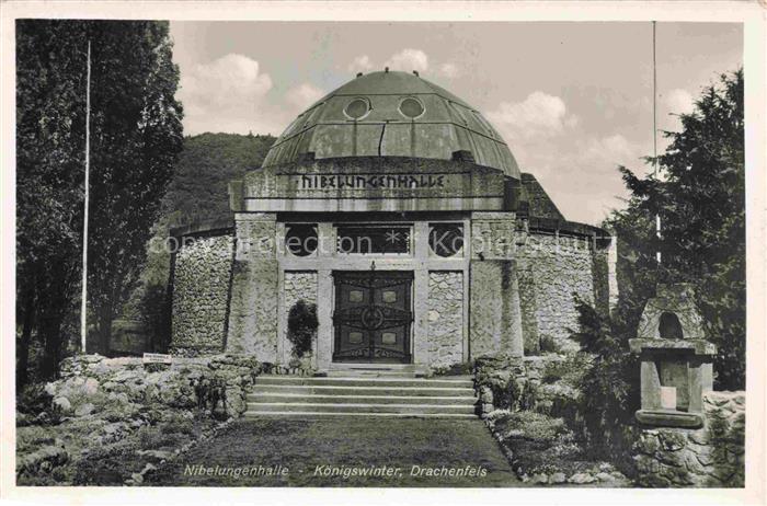 Koenigswinter Rhein Nibelungenhalle Richard-Wagner-Gedaechtnistempel Drachenfels