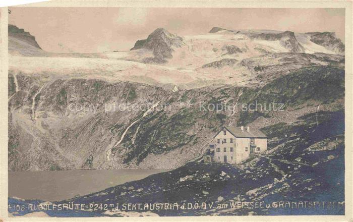 Rudolfshuette 2315m Stubachtal Weisssee AT Berghaus am Weissee Blick gegen Grana