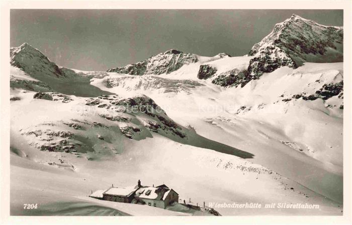 Partenen Montafon Vorarlberg AT Wiesbadnerhuette mit Silvrettahorn Bergwelt im W