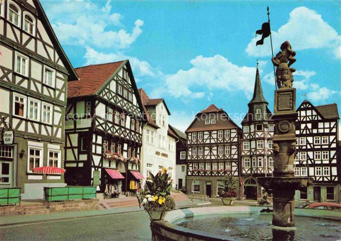 Fritzlar Rolandsbrunnen Marktplatz Altstadt Fachwerkhaeuser