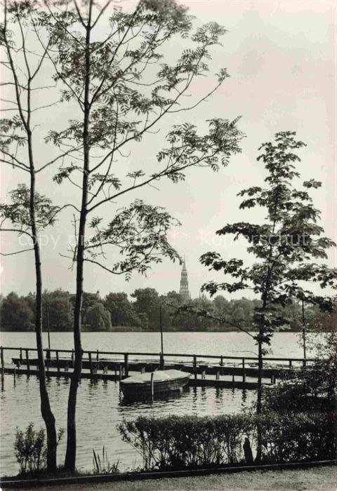 ZWICKAU  Sachsen Partie am Schwanenteich Bootssteg