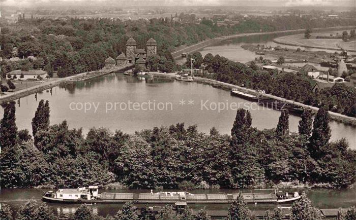Minden Westfalen Weser NRW Schachtschleuse zwischen Mittellandkanal und Weser