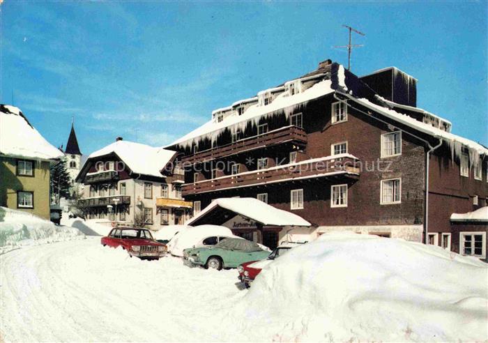 Altglashuetten Feldberg Schwarzwald Kurheim Hirschen im Winter