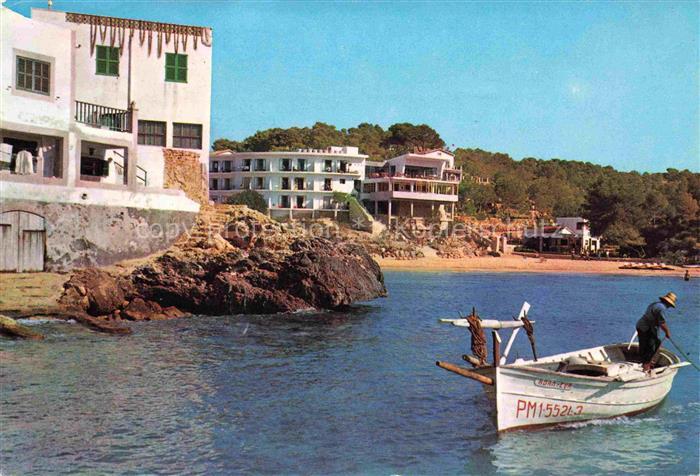 Cala Santanyi Mallorca ES Hotel Strand Fischerboot Ansicht vom Wasser aus