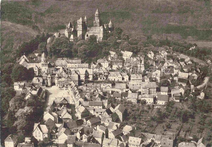 Braunfels Ansicht mit Schloss Fliegeraufnahme