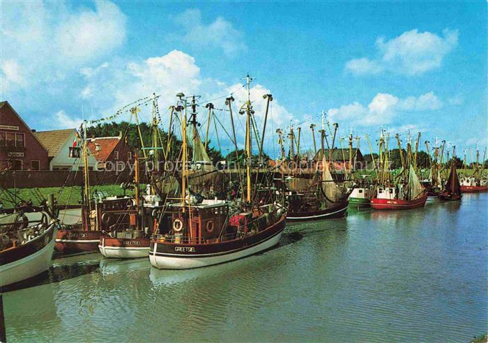 Greetsiel Krummhoern Aurich Niedersachsen Idyllischer Fischerhafen Fischkutter