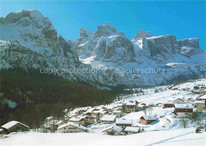 Colfosco in Badia Kolfuschg 1645m Dolomiti IT Winterpanorama Dolomiten