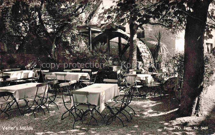 Zell Bensheim Bergstrasse Hessen Vetter s-Muehle Biergarten Restaurant Tische Ba