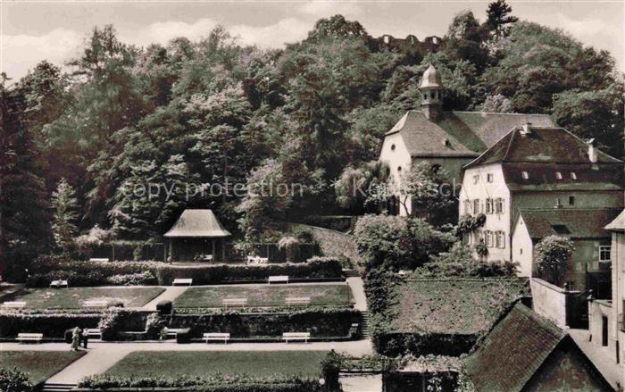 Lindenfels Odenwald Hessen Kurgarten Musikpavillon Rasenflaechen Baenke Burg-Lin