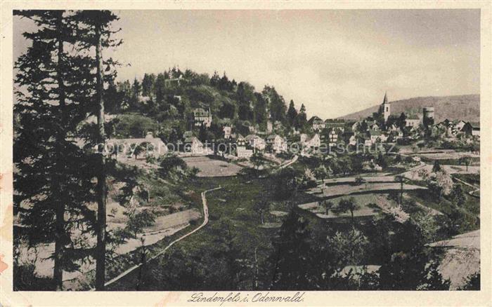 Lindenfels Odenwald Hessen Ortsansicht Kirche Burg Huegel Fachwerkhaeuser Felder