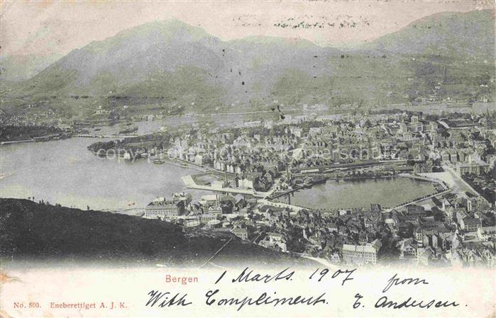 Fantoft Bergen Norge Stadtpanorama Hafen Fjord Berge Haeuser Vogelperspektive Pa