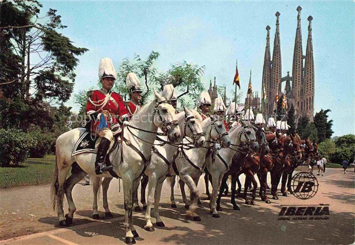 BARCELONA Cataluna ES Sagrada-Familia Kavallerie Reiter Pferde Zeremonie Uniform
