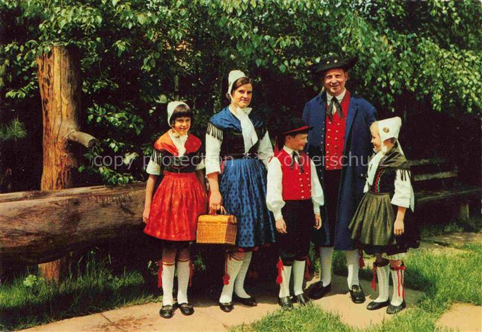 Trachten  Costumes-- Odenwaelder