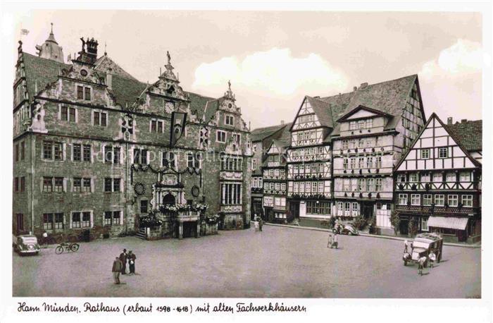 Letzter Heller Rathaus Fachwerkhaeuser Marktplatz Autos Passanten Renaissance Fa