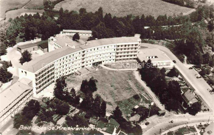 Oldesloe Bad Kreiskrankenhaus Luftaufnahme Parkanlage Gebaeude Baeume