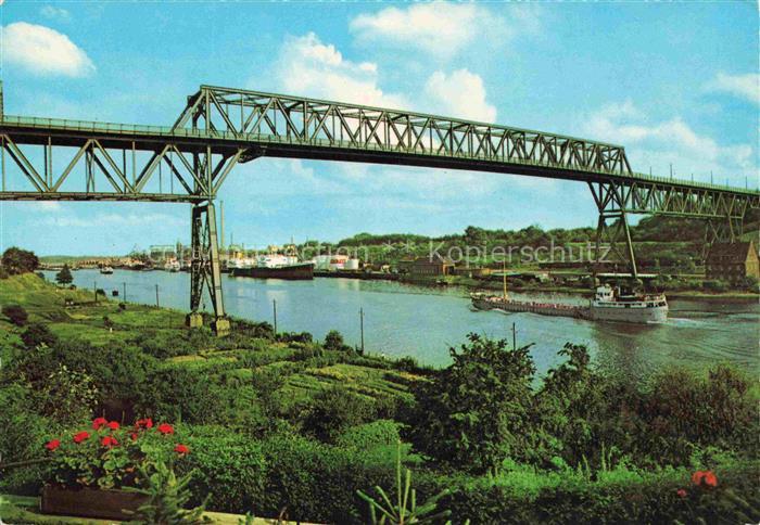 Rendsburg Schleswig-Holstein Nord-Ostsee-Kanal Hochbruecke Eisenbahnbruecke Frac