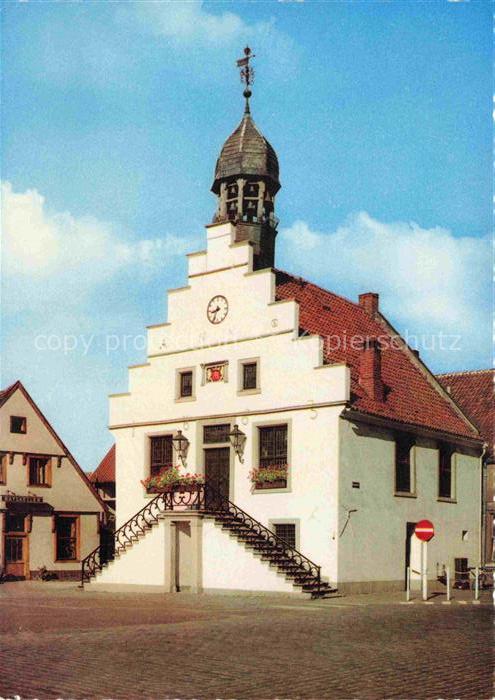 Brockhausen Lingen Rathaus Treppengiebel Uhrenturm Marktplatz Blumenschmuck Frei