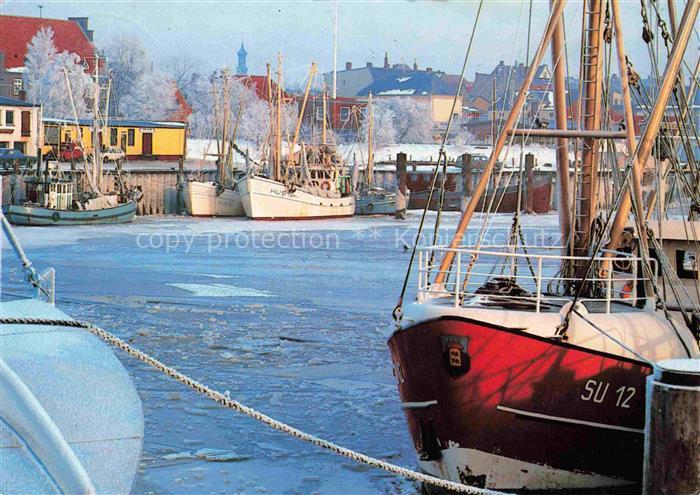 Husum Nienburg Hafen Winter Fischerboote Eis Reif Schiffe SU-12