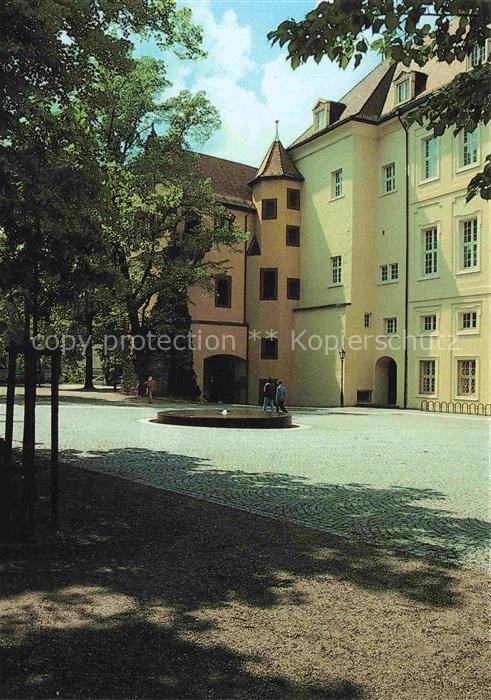 Durlach Karlsruhe Baden BW Karlsburg Innenhof Barockbau Schloss Brunnen Pflaster