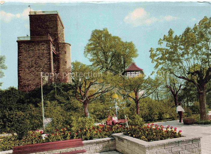 Durlach Karlsruhe Baden BW Turmberg Bergfried Park Blumenbeete Spaziergaenger Ba