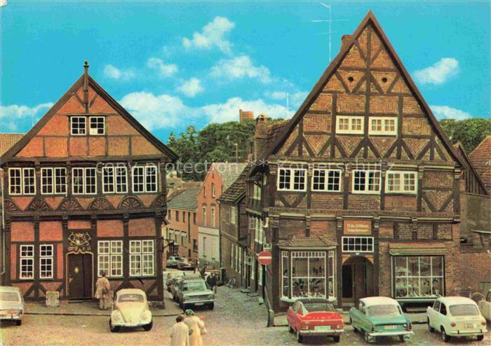 Moelln Altentreptow Fachwerkhaus Museum Kopfsteinpflaster Autos Altstadt Geschae