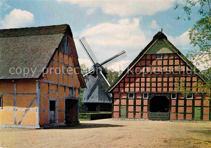 Cloppenburg Haakenhof Kappenwindmuehle Speicher