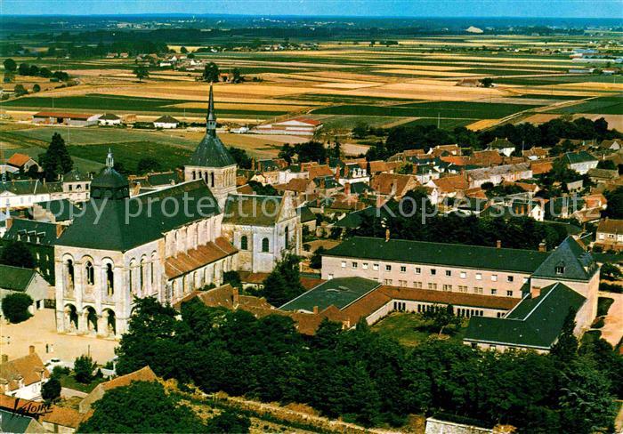 Saint-Benoit-sur-Loire Basilique Vue Aerienne