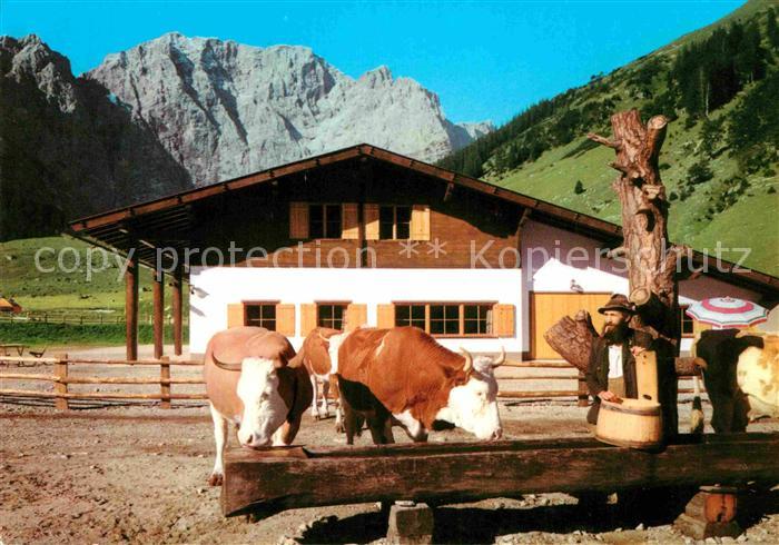 Karwendel Rasthuette Engalm
