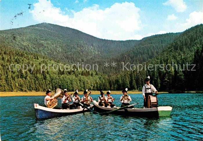 Musikanten Boot Bayerischer Wald Trommel Tuba Posaune