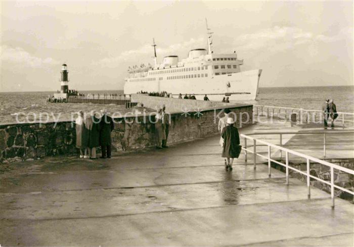 Faehre Ferry Bac Traghetto-- Faehrschiff Warnemuende Rostock