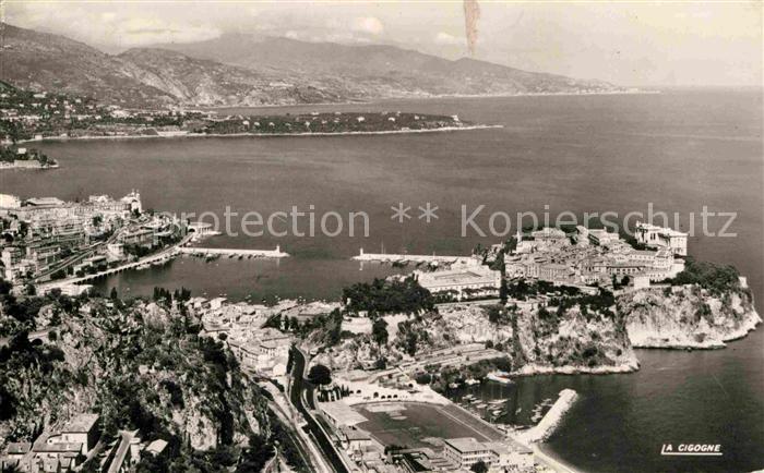 Monaco Vue generale de la Principaute au loin Cap Martin Italie