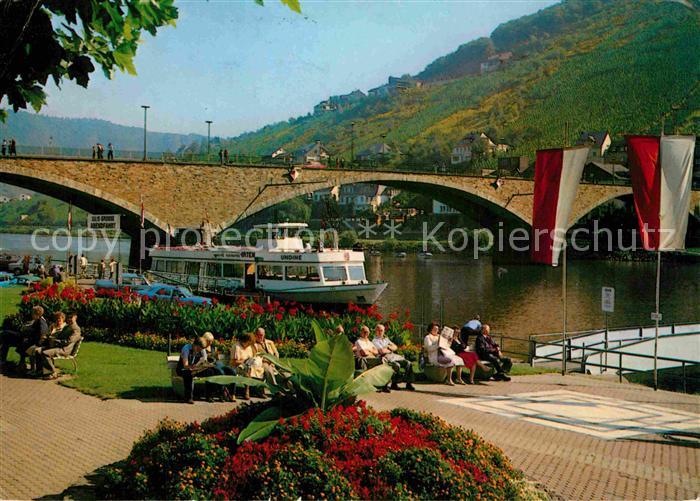 Cochem Mosel Uferanlagen Faehre Bruecke