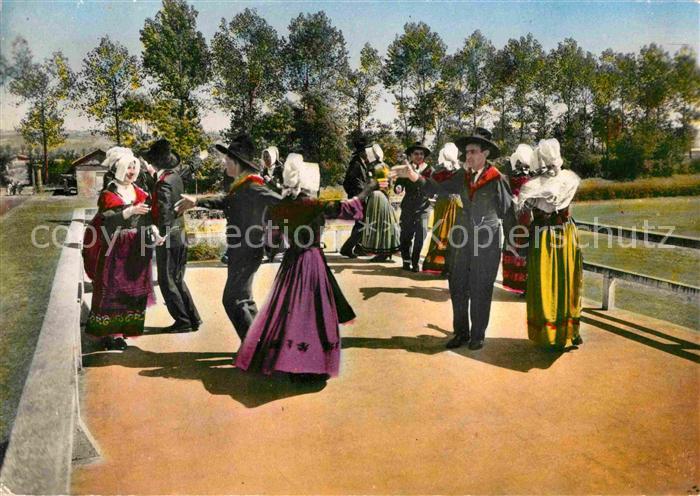 Quercy La Bourree d Auvergne Volkstanz Tradition