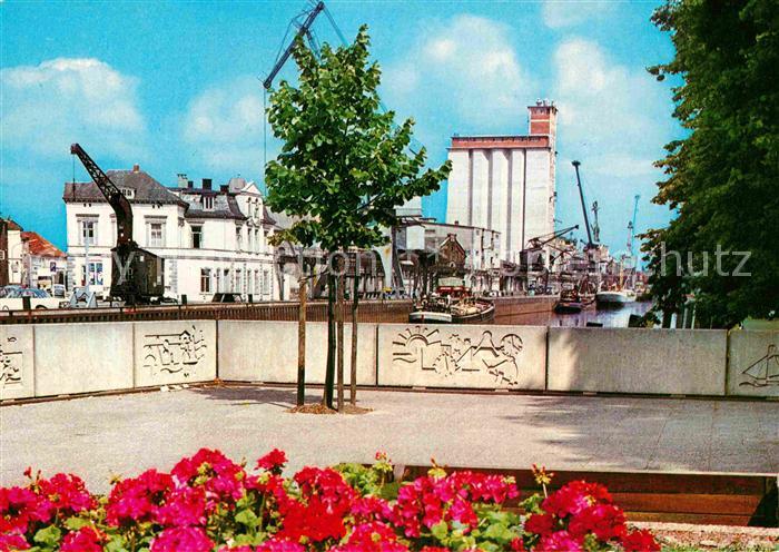 Oldenburg Niedersachsen Partie am Stau