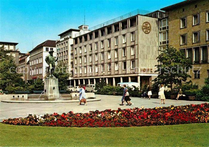 BIELEFELD  CITY Kirchplatz mit Leineweber-Denkmal