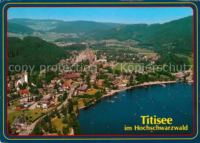 Titisee-Neustadt Fliegeraufnahme mit See