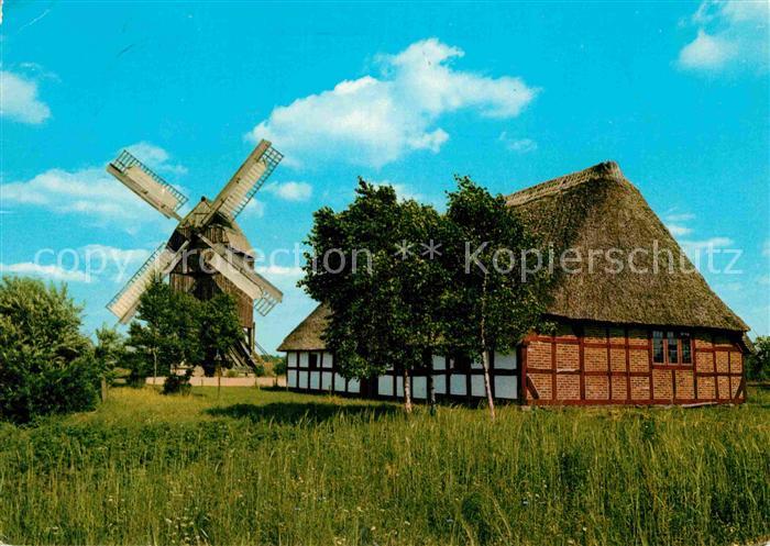 Rammsee Kiel Freilichtmuseum Bockmuehle und Haus Storm