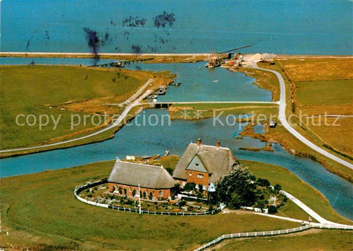 Hallig Hooge Fliegeraufnahme Kirchwarft