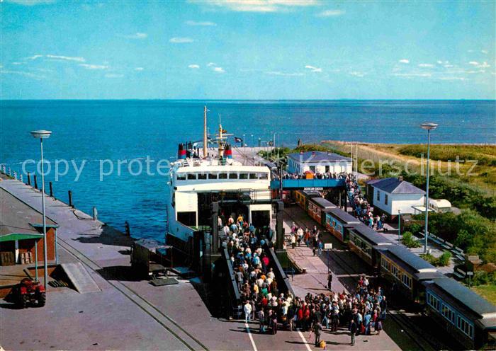 BORKUM Nordseebad Niedersachsen Auto-und Personenfaehre Hafen