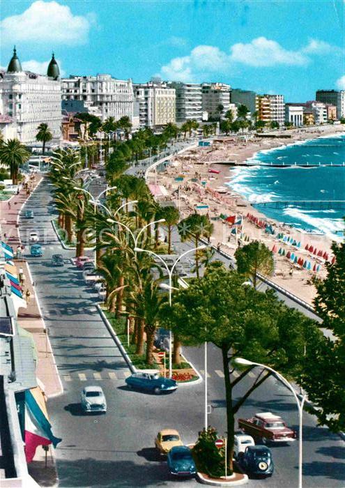 Cannes Alpes-Maritimes La Croisette et les grands Hotels Plage Cote d Azur