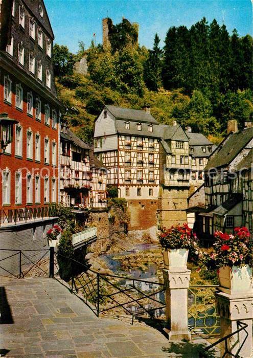 Monschau Montjoie NRW Partie am Haller mit Rotem Haus Burgruine Altstadt Fachwer