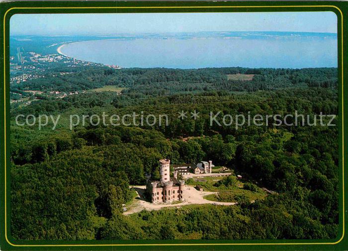 Granitz Ruegen Jagdschloss mit Blick auf Ostseebad Binz Fliegeraufnahme
